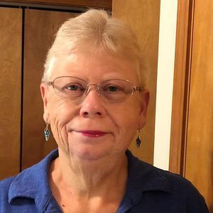 Meet your Posher, Elaine